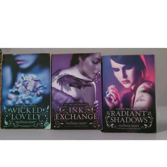 3 Melissa Marr Paperback Novels - Picture 1 of 4